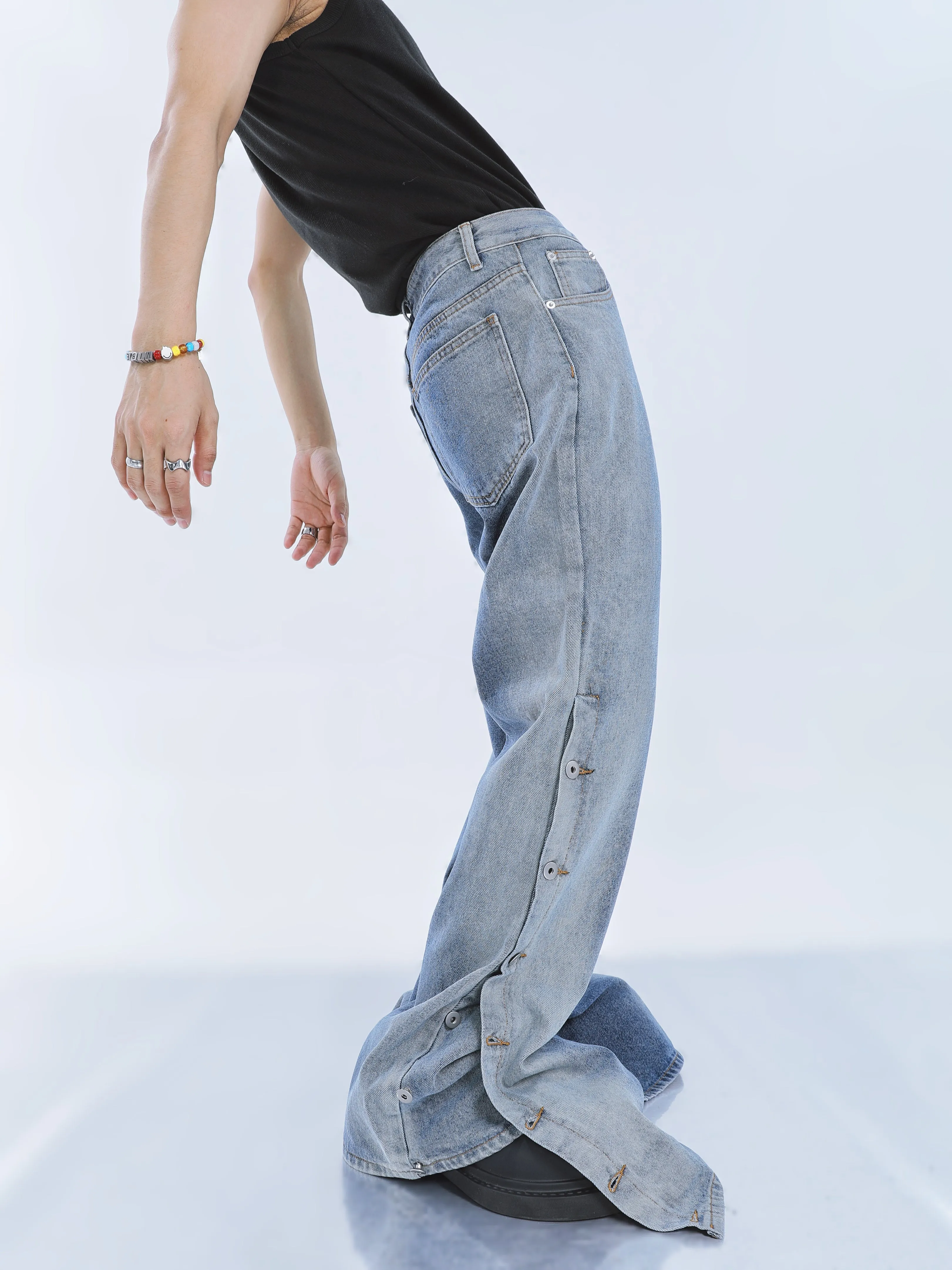 【23s September.】Niche Buttoned Gradient Jeans -M