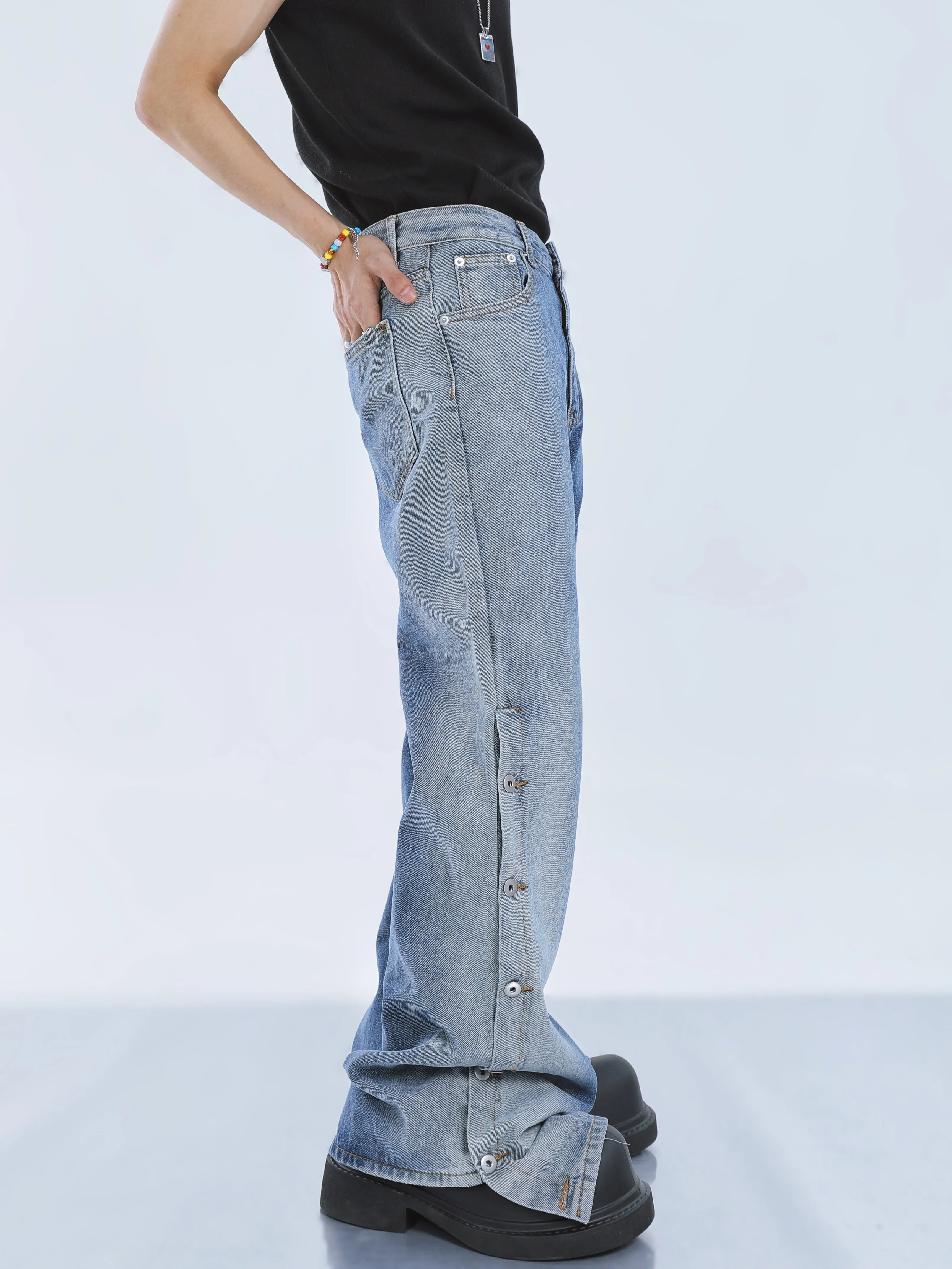 【23s September.】Niche Buttoned Gradient Jeans -M