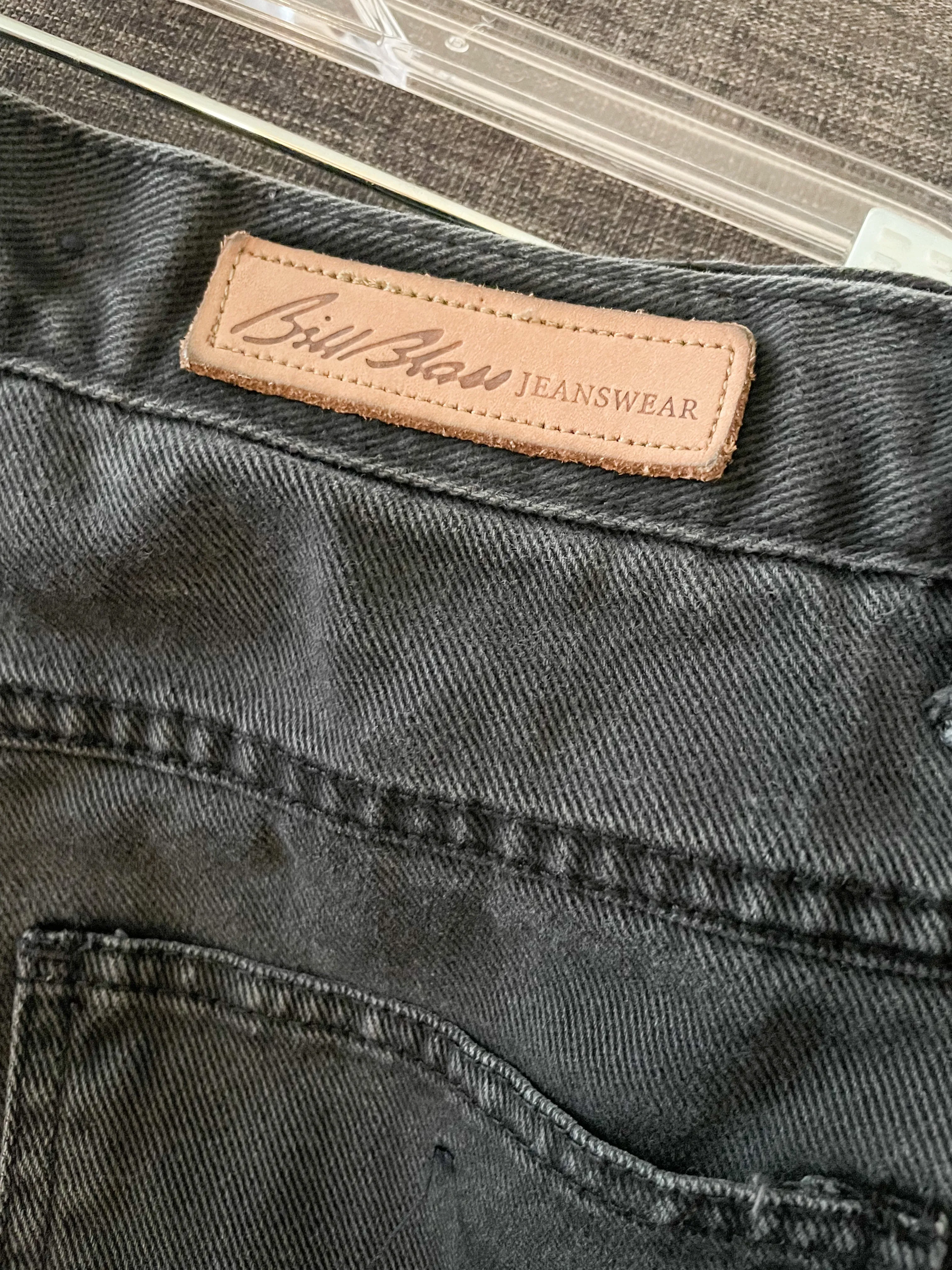 Bill Blass Vintage Black Barrel Leg Jeans - Size 12