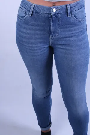 Guess Lush Skinny, Wonder-Feel Denim