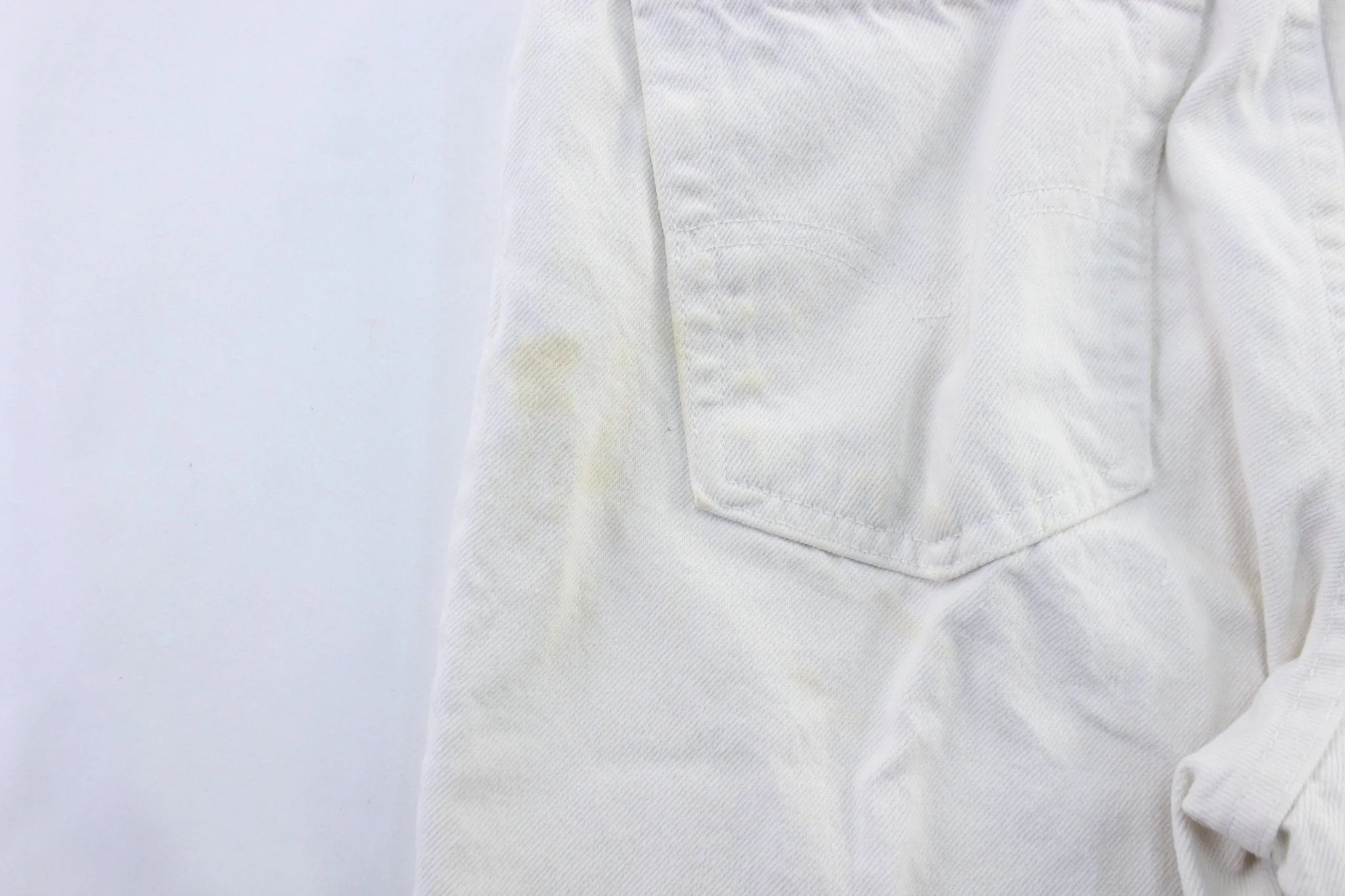 Levi's 550 White Wash Denim Jeans