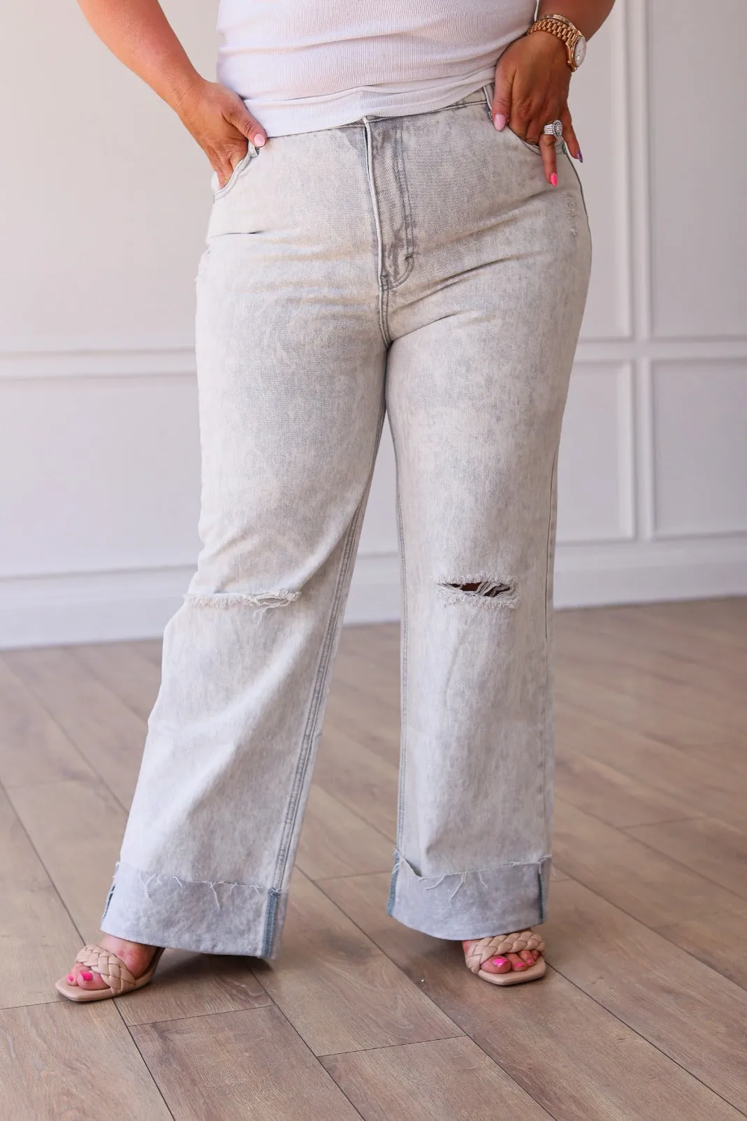 The Samantha White Straight Leg Jean