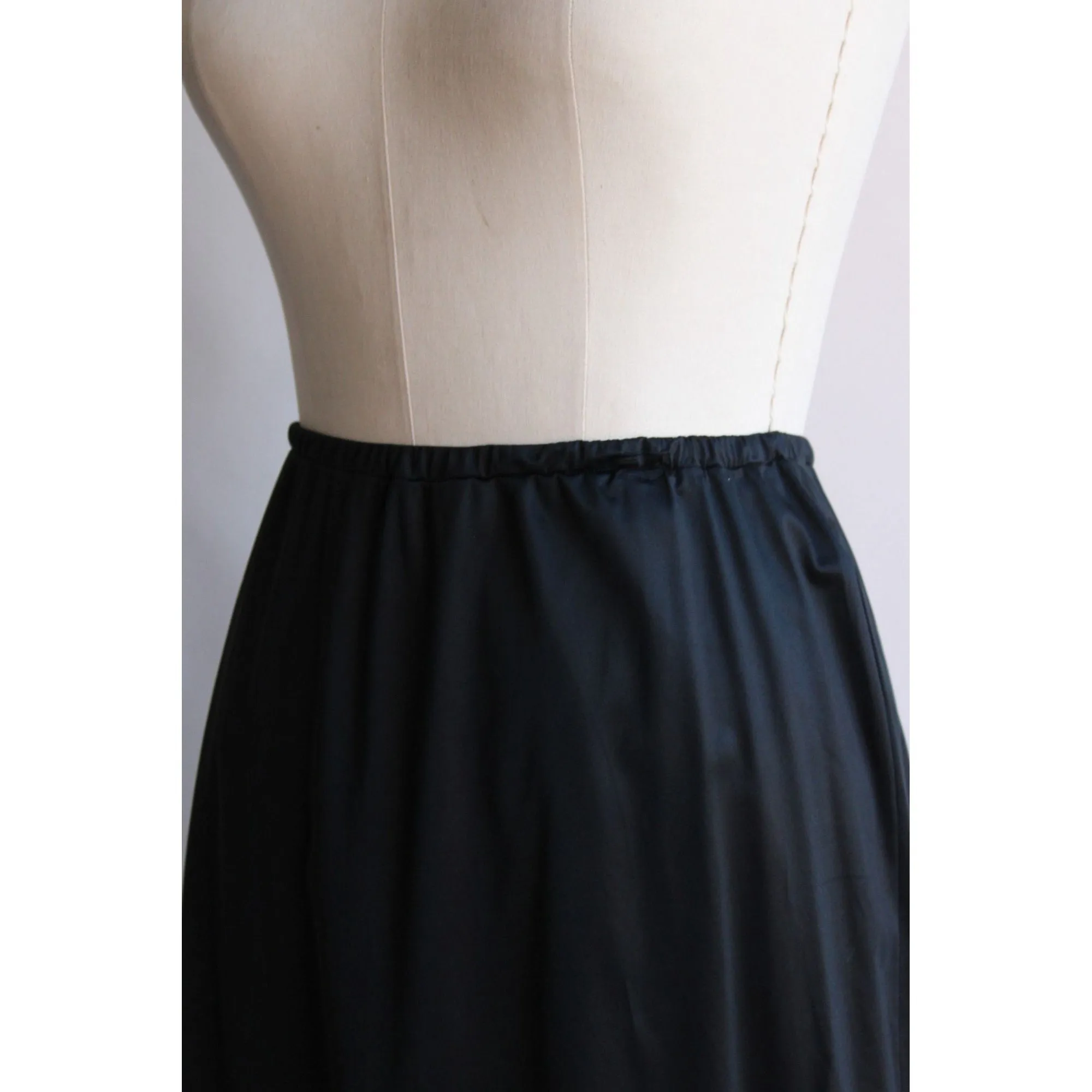 Vintage 1950s 1960s Black Half Slip by Van Raalte