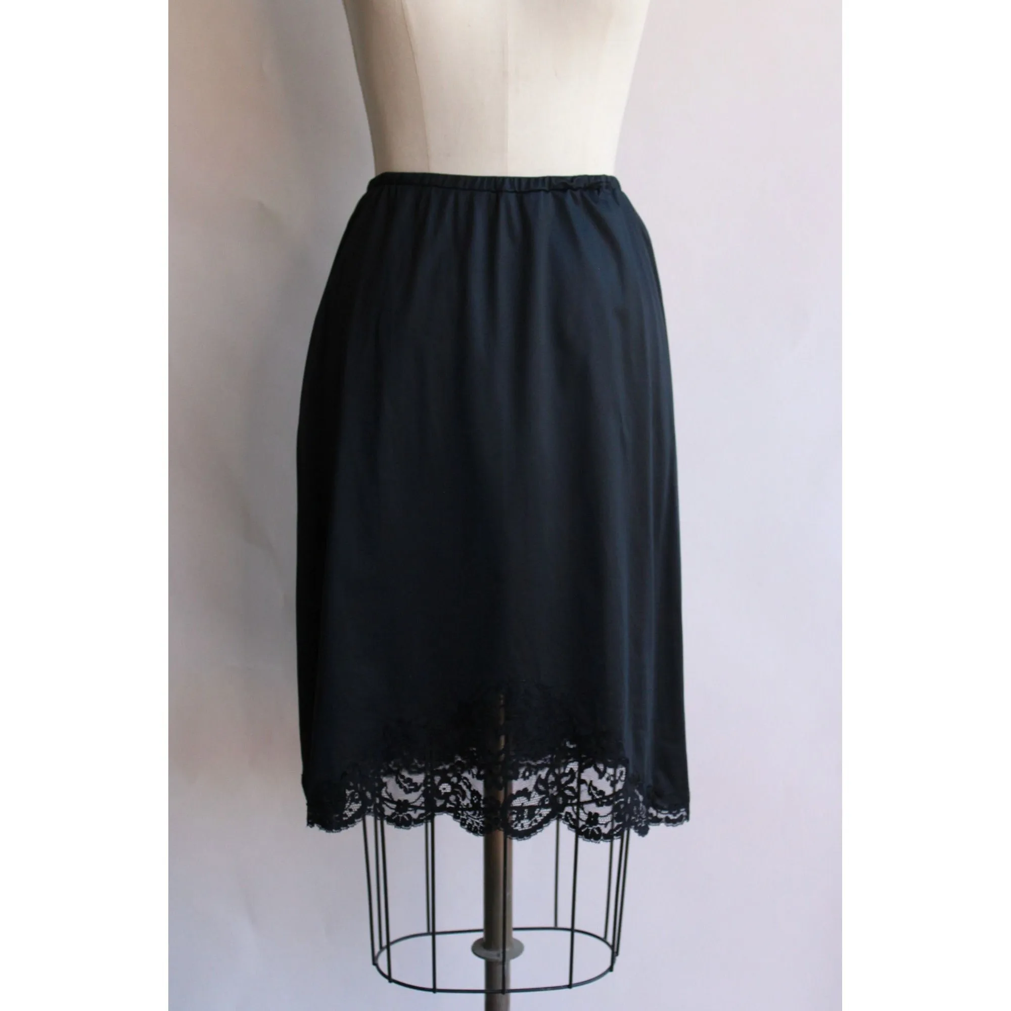 Vintage 1950s 1960s Black Half Slip by Van Raalte