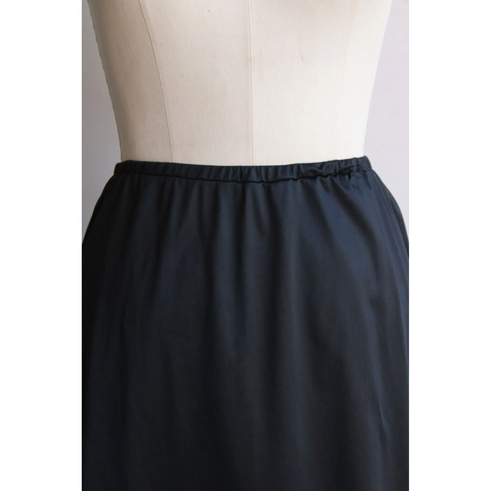 Vintage 1950s 1960s Black Half Slip by Van Raalte