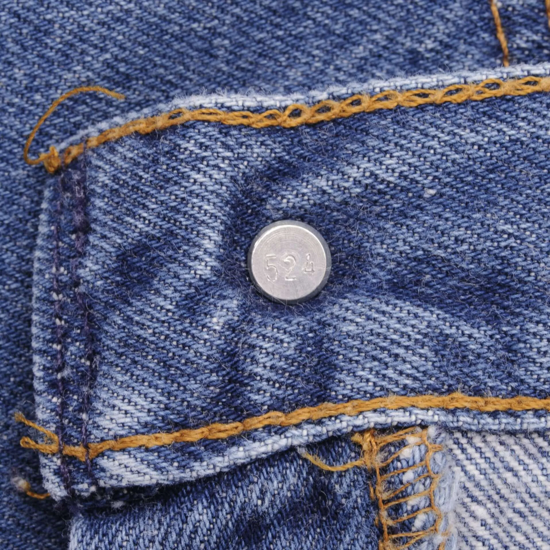VINTAGE LEVIS 501 JEANS INDIGO 1980S SIZE W31 L34 MADE IN USA