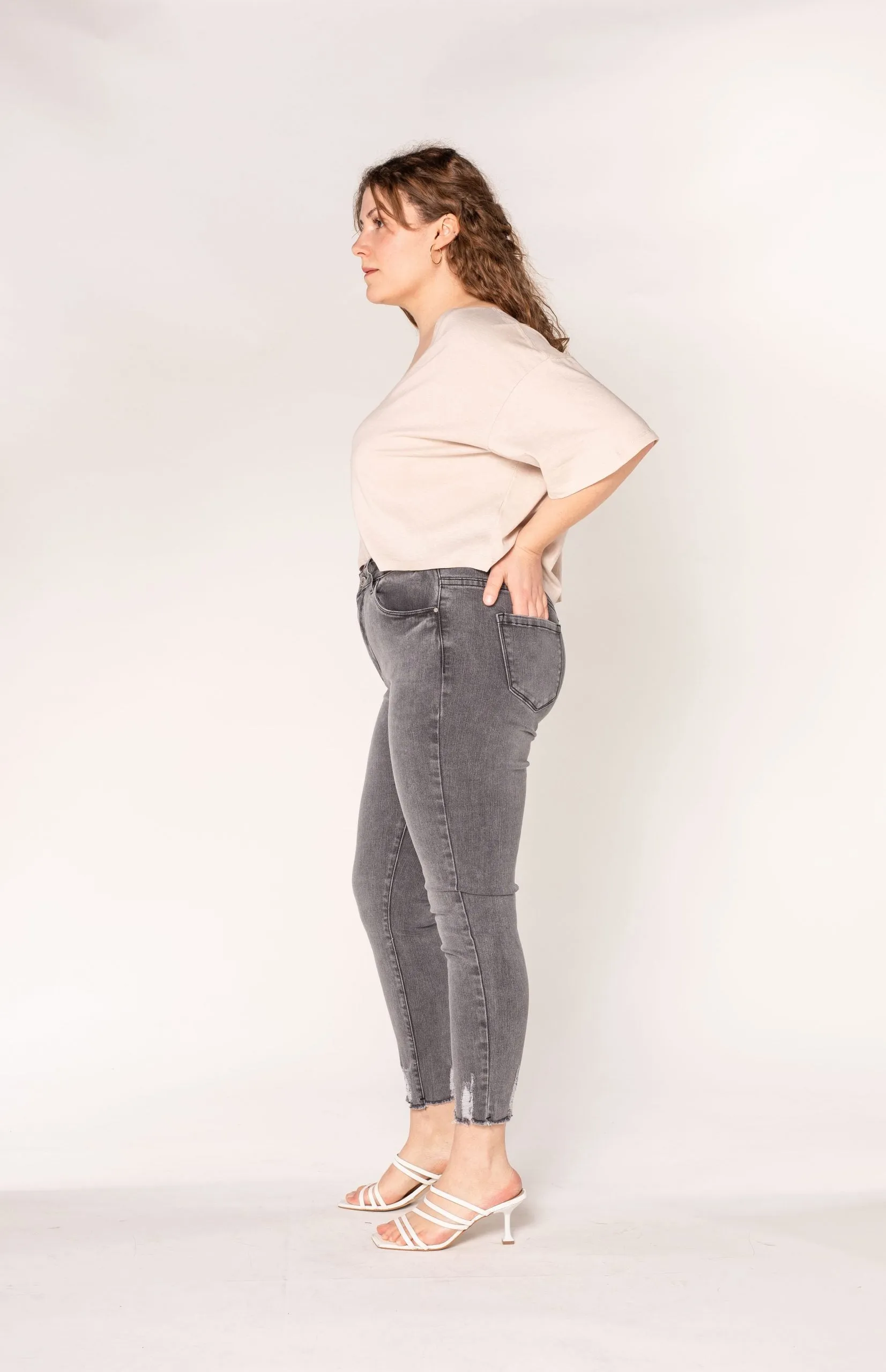 Wholesale Grey Plus Size High Waist Frayed Jeans