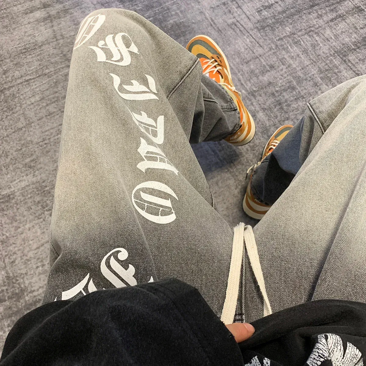 Wiaofellas  -  American high street gradient letter printing elastic waist jeans men's retro loose wide-leg trousers straight baggy casual pant